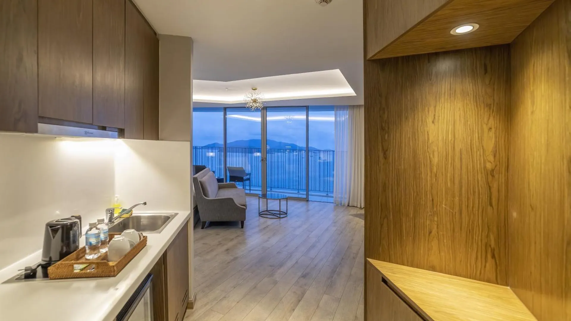Lyn Premier Studio Panorama Nha Trang